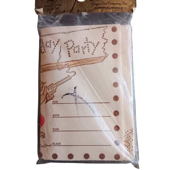 Vintage Paper Art Cowboy Raccoon Birthday Invitations 8-Pack Cards Envelopes - Picture 2 of 3